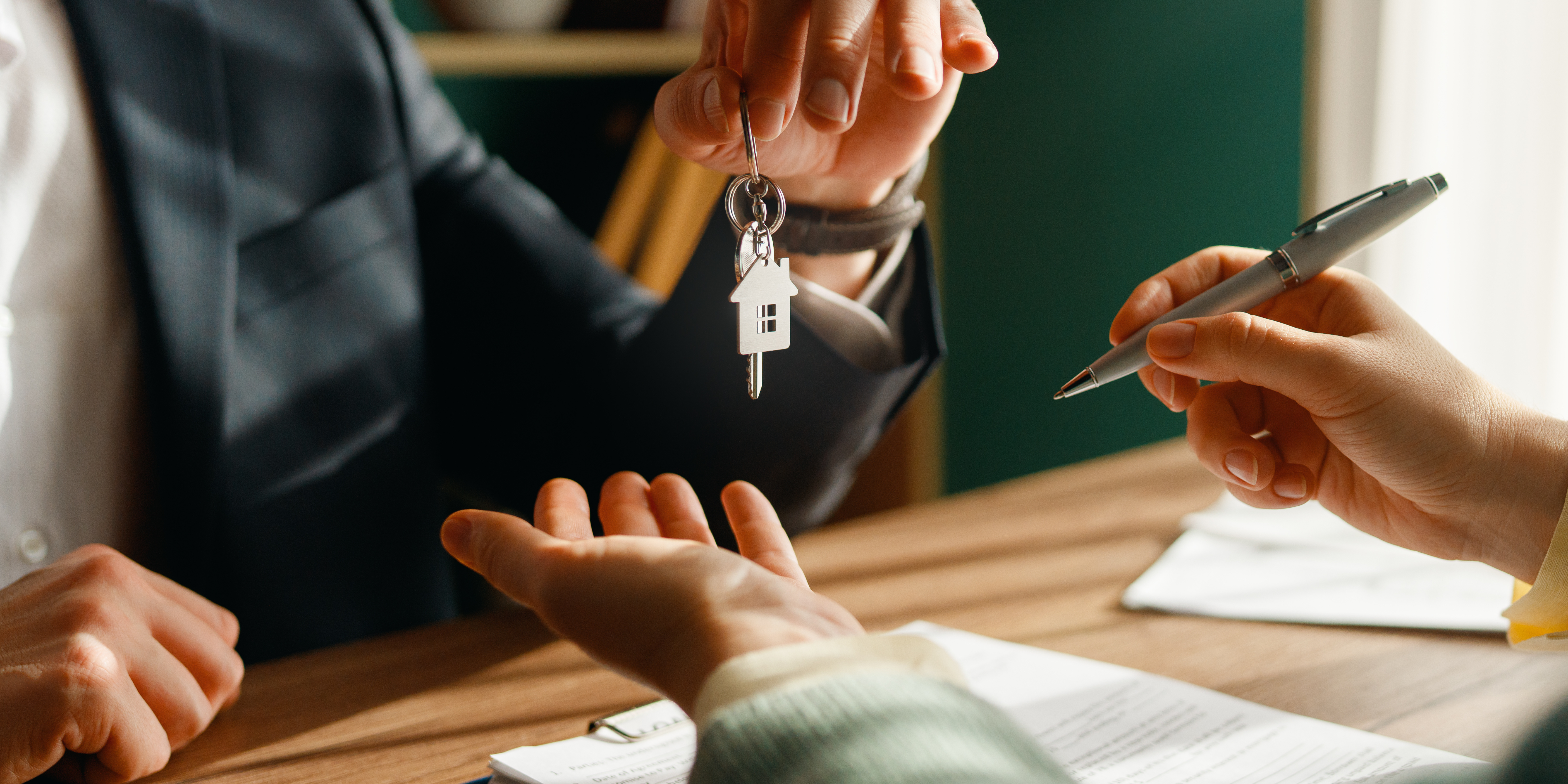 ITBI na integralização de imóveis ao capital social de pessoa jurídica: atividade imobiliária afasta a imunidade?